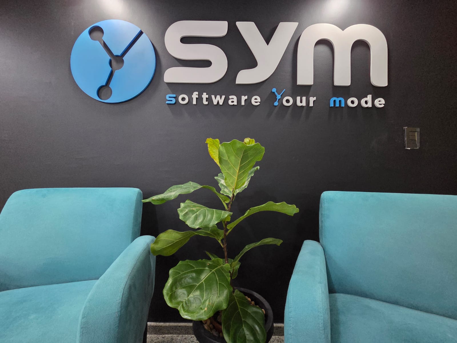 Escritório SYM Logo